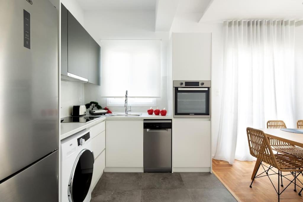 Blue Delta Apartment Palaio Faliro 아테네 외부 사진