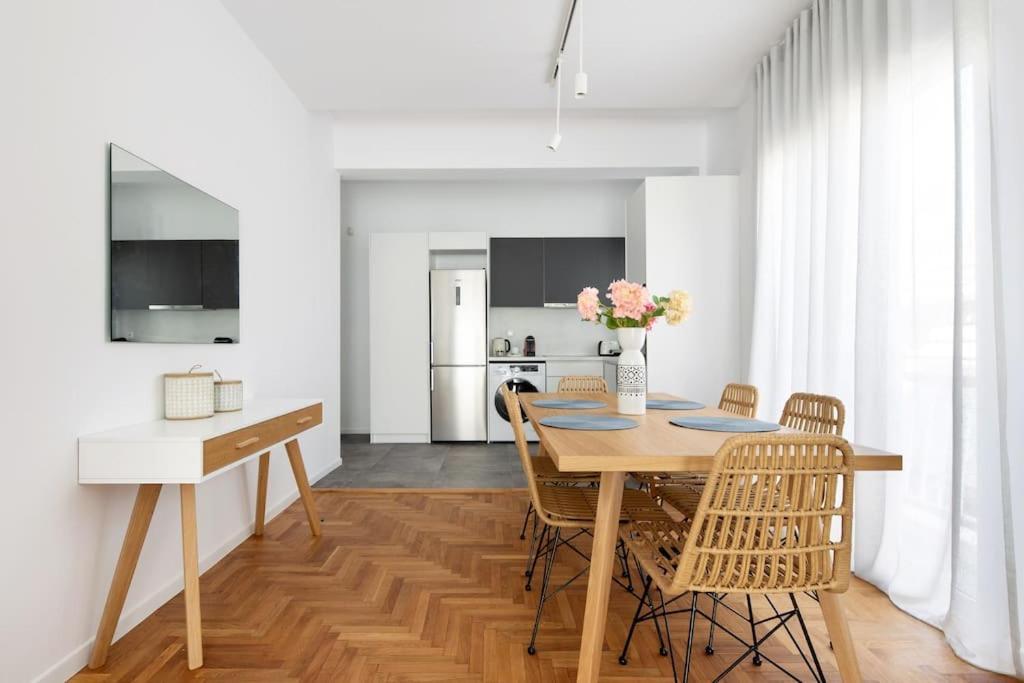 Blue Delta Apartment Palaio Faliro 아테네 외부 사진