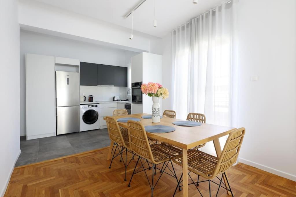 Blue Delta Apartment Palaio Faliro 아테네 외부 사진