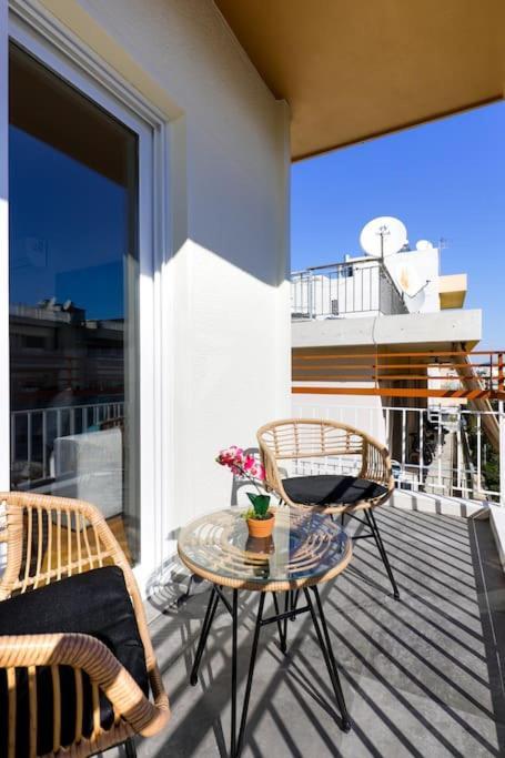 Blue Delta Apartment Palaio Faliro 아테네 외부 사진