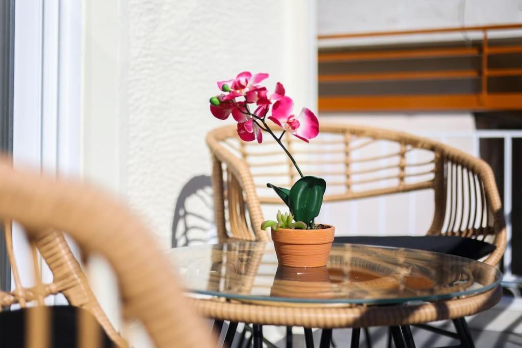 Blue Delta Apartment Palaio Faliro 아테네 외부 사진