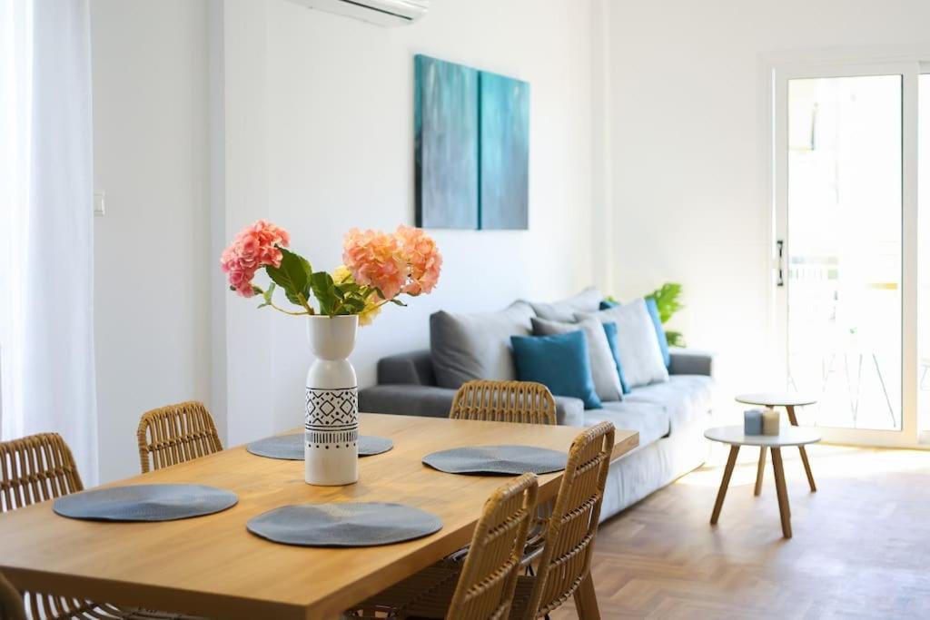 Blue Delta Apartment Palaio Faliro 아테네 외부 사진