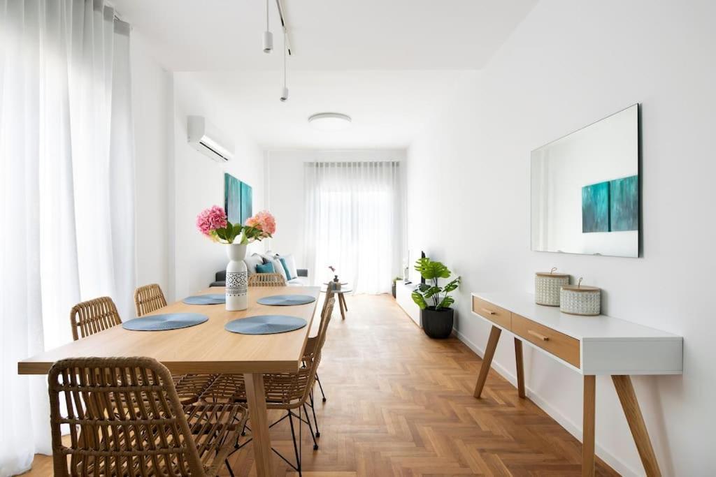 Blue Delta Apartment Palaio Faliro 아테네 외부 사진